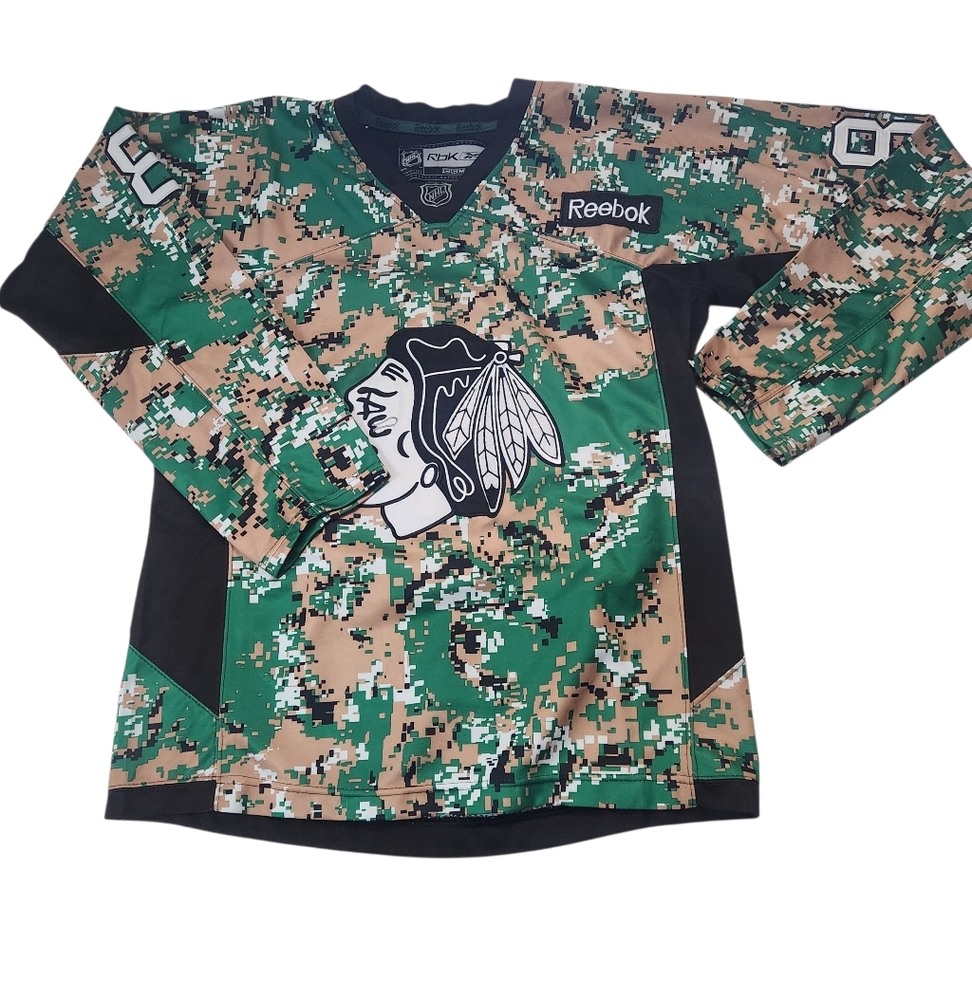 PATRICK KANE CHICAGO BLACKHAWKS MILITARY CAMO REEBOK HOCKEY 48